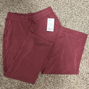 NWT Athleta Seasoft Straight Pant - MTall
